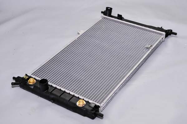 ASTRA F SU RADYATÖRÜ OTOMATİK